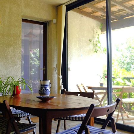 Chambre, Terrasse Et Piscine De L'Impasse Du Pressoir Le Crès Buitenkant foto