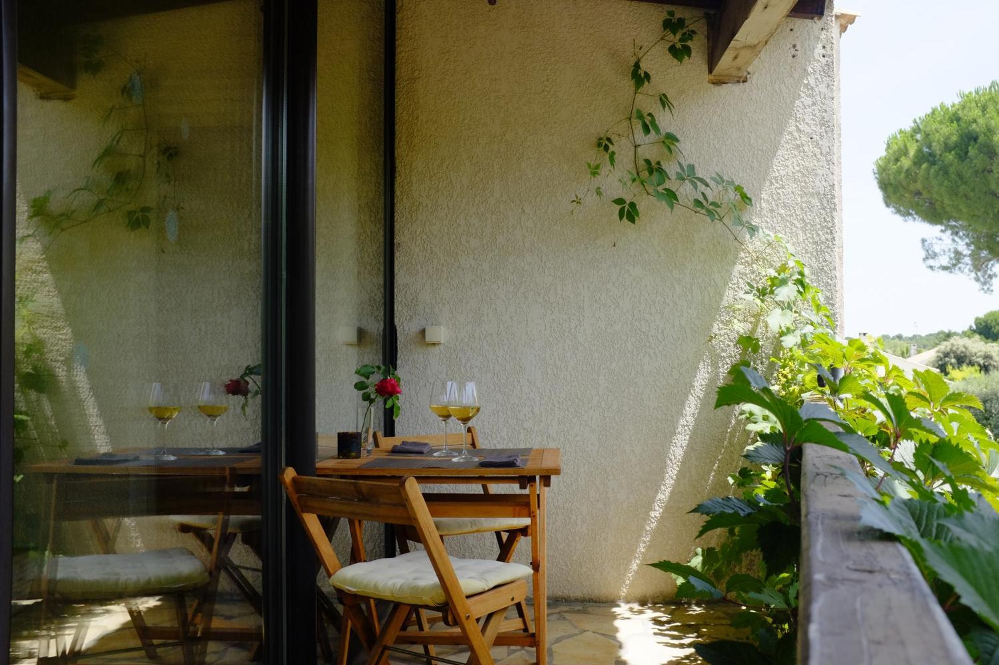 Chambre, Terrasse Et Piscine De L'Impasse Du Pressoir Le Crès Buitenkant foto